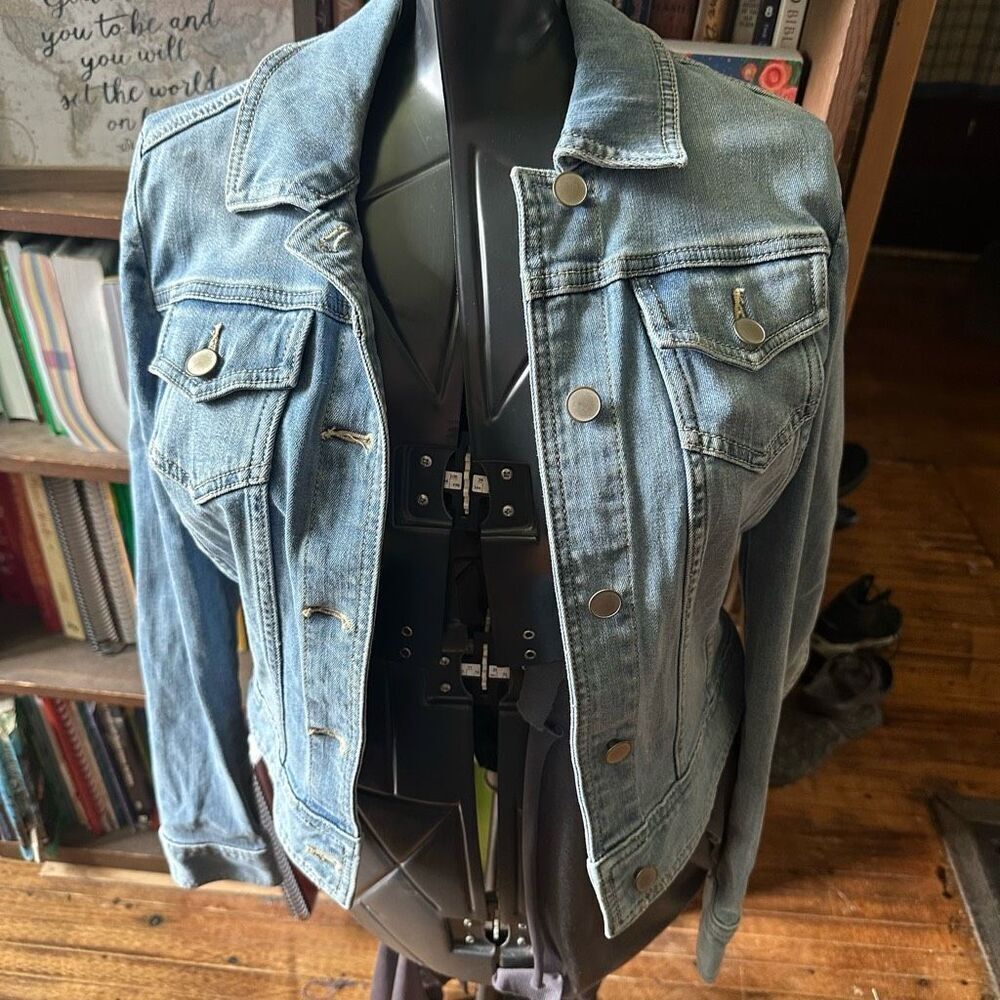 The Limited denim elevated basics minimalist S jacket